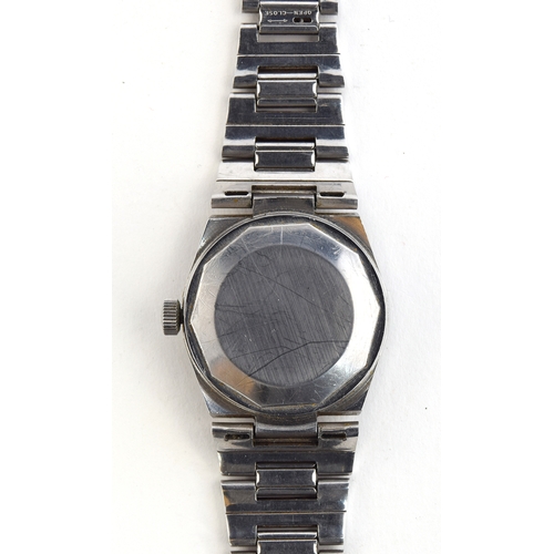 114 - A GENTLEMAN'S STAINLESS STEEL TISSOT PR516 BRACELET WATCH
CIRCA 1970, REF 44630-5X, GREY DIAL, DOUBL... 