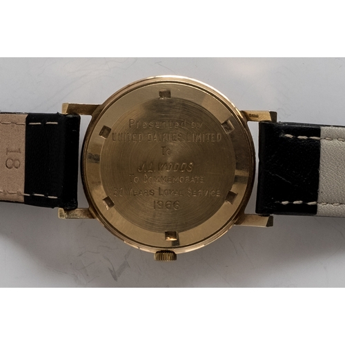 115 - A GENTLEMAN'S 9CT GOLD ORIOSA WRIST WATCH
CIRCA 1960s, WITH ORIGINAL BOX.
Movement: 21J, manual wind... 