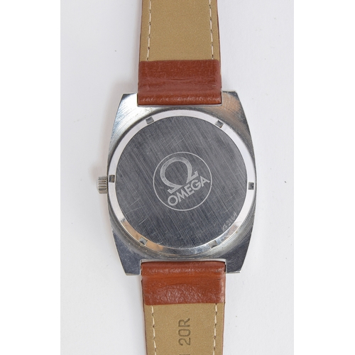 41 - A GENTLEMAN'S STAINLESS STEEL OMEGA GENEVE WRIST WATCH
CIRCA 1970, REF 1660188, GRADUATED BURGUNDY, ... 