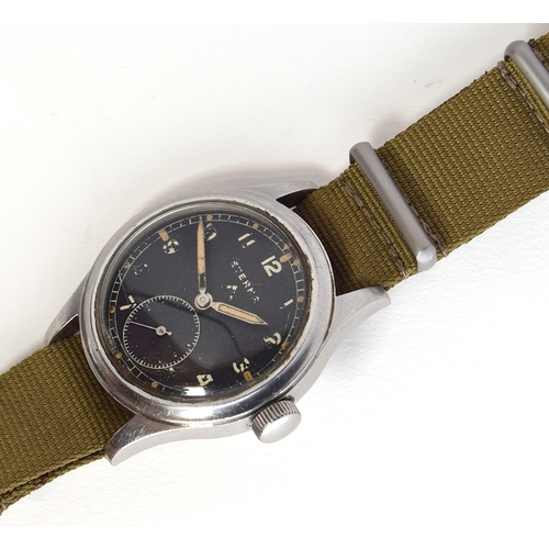 76 - A RARE GENTLEMAN'S STEEL BRITISH MILITARY WW2 ETERNA W.W.W WRIST WATCH
CIRCA 1940s, PART OF THE 'DIR... 