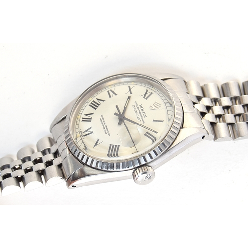 89 - A GENTLEMAN'S STAINLESS STEEL ROLEX OYSTER PERPETUAL DATEJUST 'BUCKLEY' DIAL BRACELET WATCH
CIRCA 19... 