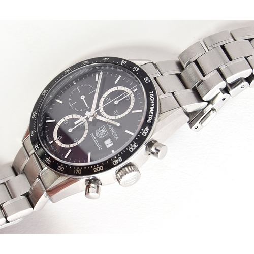 97 - A GENTLEMAN'S STAINLESS STEEL TAG HEUER CARRERA CHRONOGRAPH BRACELET WATCH
CIRCA 2006, REF. CV2010 W... 