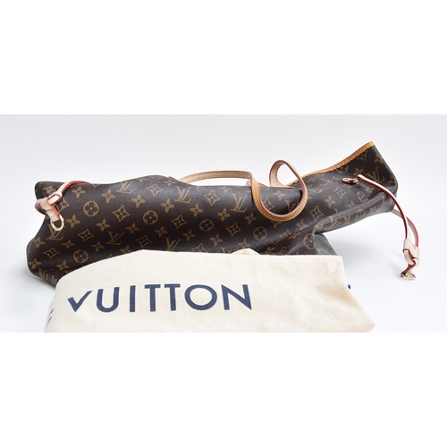 673 - Louis Vuitton monogram 'Neverfull' tote bag with tan leather trim and handles, clean fabric interior... 