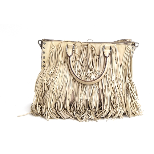 676 - White leather fringed handbag from Prada, opening in two sections, one zipped with zipped interior p... 