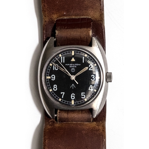 78 - A RARE GENTLEMAN'S STAINLESS STEEL '0552' ROYAL NAVY ISSUE HAMILTON WATCH
CIRCA 1975, dial marked Ha... 