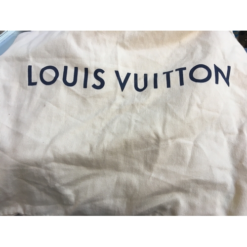 673 - Louis Vuitton monogram 'Neverfull' tote bag with tan leather trim and handles, clean fabric interior... 