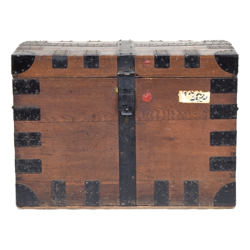 90 - An oak silver chest with metal bracing, two loop handles to each side, with a sub-divided green baiz... 