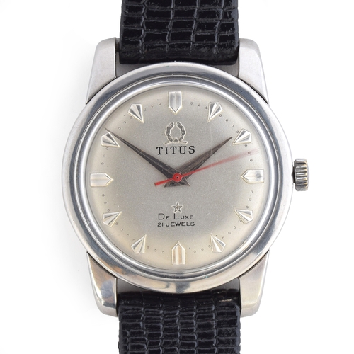 659 - A TITUS DELUXE GENTLEMAN'S STEEL AUTOMATIC WRIST WATCH
Circa 1950s, silvered dial, stylised heart ma... 