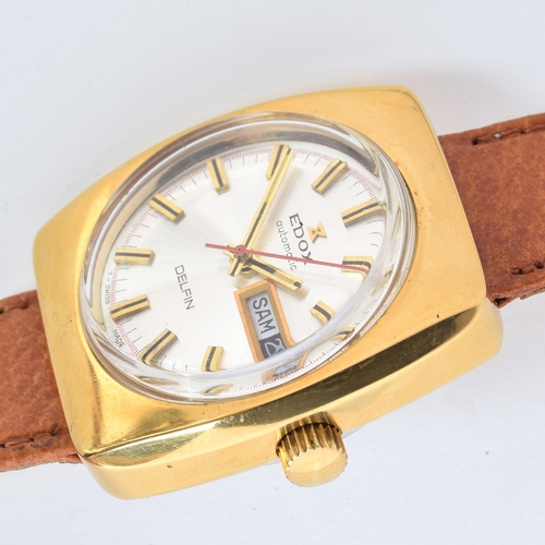 661 - AN EDOX DELFIN GENTLEMAN'S STEEL AND GOLD PLATED AUTOMATIC DAY DATE WATCH
Circa 1970s, silvered star... 