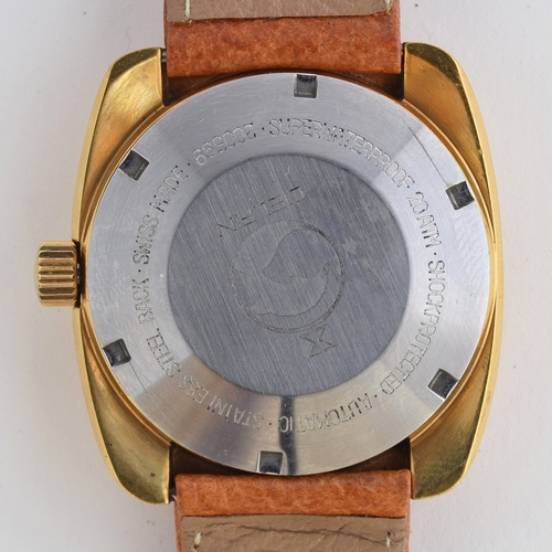 661 - AN EDOX DELFIN GENTLEMAN'S STEEL AND GOLD PLATED AUTOMATIC DAY DATE WATCH
Circa 1970s, silvered star... 