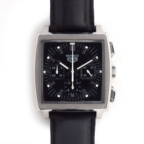 567 - A HEUER MONACO GENTLEMAN'S STEEL AUTOMATIC THREE DIAL CHRONOGRAPH
Black dial with black subsidiary d... 