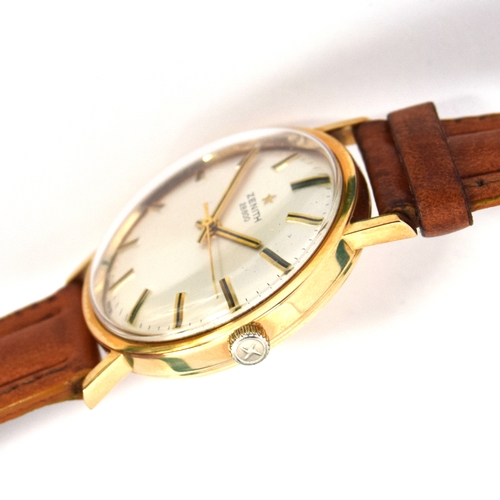 606 - A ZENITH 28800 HIGH BEAT 9CT GOLD GENTLEMAN'S WRIST WATCH
Dated 1972, cream face, bevelled edge dial... 