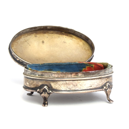 93 - A oval silver trinket box, marks rubbed, hinged lid, on four feet, 9.5cm wide