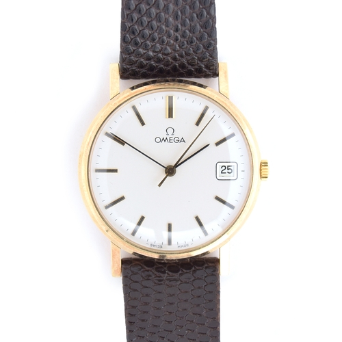 526 - AN OMEGA 9CT GOLD GENTLEMAN'S WRIST WATCH
1970s, off white dial, raised baton markers, presentation ... 