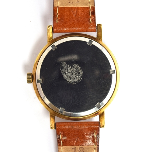 607 - A ZENITH GOLD FILLED GENTLEMAN'S WRIST WATCH 
Circa 1960s, gold coloured dial, straight hands, raids... 