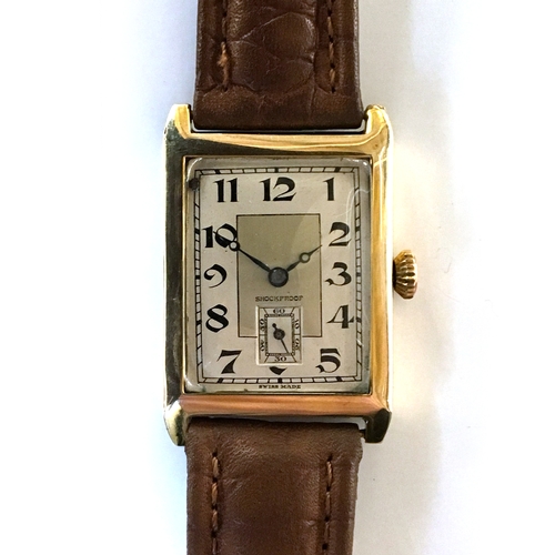 688 - A 9CT GOLD GENTLEMAN'S WATCH
Circa 1920s, silvered dial with Arabic numerals and sub seconds