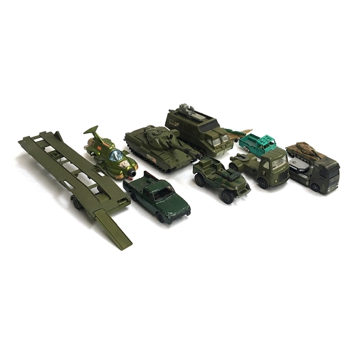 936 - A mixed box of military themed Dinky toys to include Chieftan tank, Shado 2, Land Rover 109