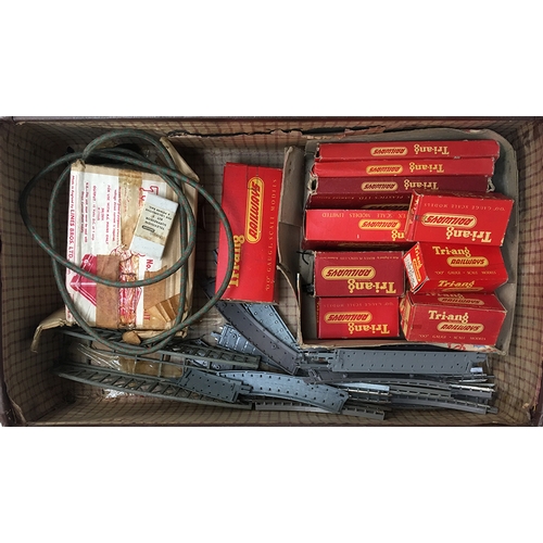 886A - A suitcase filled with Triang OO gauge model railway items, all in original boxes, to include R.52 T... 