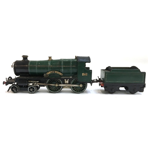 901 - A Hornby 0-gauge 4-4-0 20V electric locomotive, County of Bedford 3821 Great Western green livery, w... 