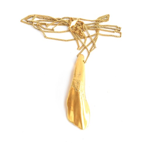 90 - Contemporary silver gilt pendant on chain, hallmarked 925 and with the makers name Antoine Sandoz. W... 