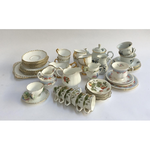 71 - A mixed lot of teawares to include plant Tuscan china; Paragon; Shelley; Coalport  etc