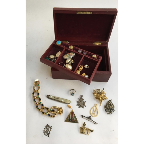 8 - Interesting mixed lot in a red jewellery box to include 2 silver rings, a cameo, silver brooch depic... 