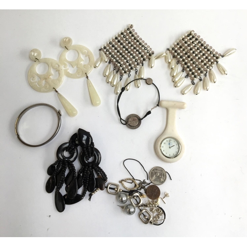 20 - A mixed lot to include silver bracelet, earrings, modern fob watch and others