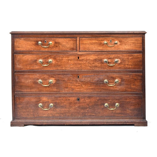 539 - A mahogany chest of drawers, the moulded top above two short and three long graduating cockbeaded dr... 