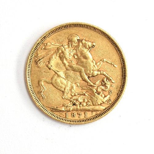 11 - A Victorian gold sovereign, 1871