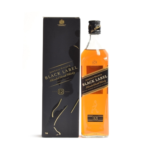 304 - Johnnie Walker Black Label 12 Year Old (70cl, 40%) boxed