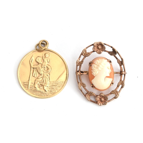 20 - A 9ct gold St. Christopher pendant, approx. 4.8g; together with a 9ct gold shell cameo brooch with f... 