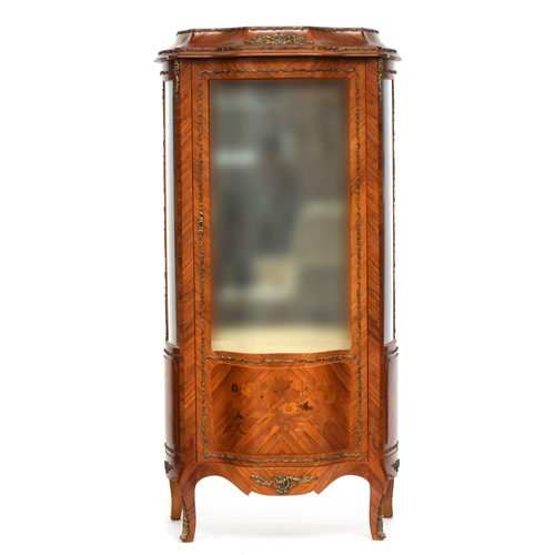 638 - A Louis XV style kingwood display cabinet, ormolu mounted, with shaped door, floral marquetry, on ca... 