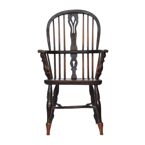 672 - A splat back Windsor chair, probably Lincolnshire, narrow fleur de lys pierced splat, turned front a... 