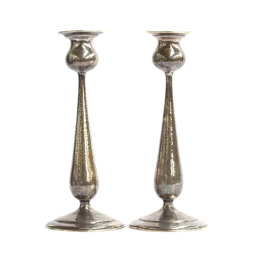 204 - A pair of American Arts and Crafts sterling silver candlesticks, The Kalo Shop, Chicago, early 20th ... 