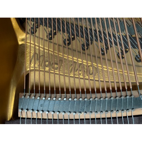 712 - A Grotrian Steinweg Model 140 4'7