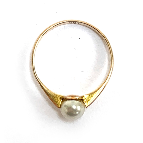 12 - A 9ct gold and pearl ring, 0.8g, size L 1/2