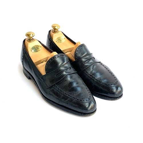 788 - A pair of New & Lingwood black leather loafers, size 8E, with Crockett & Jones wooden shoe trees