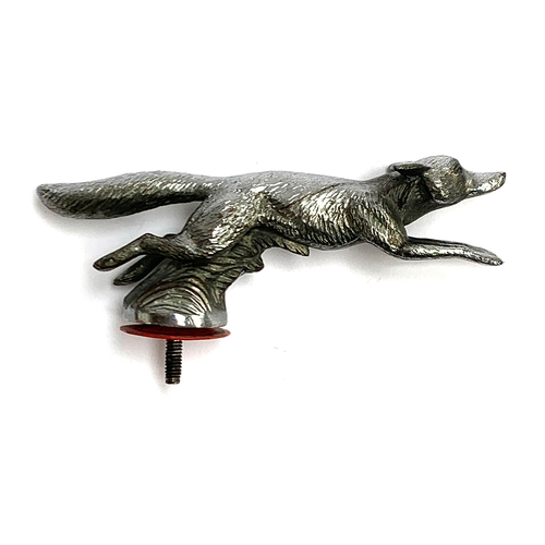 122 - A Louis Lejeune car mascot modelled as a running fox, 17cm long