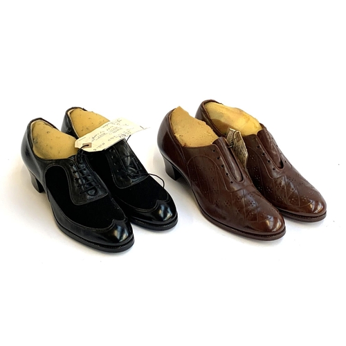 728 - Two pairs of prize winning cobbler's display shoes, exceptional quality, unworn, length toe to heel ... 