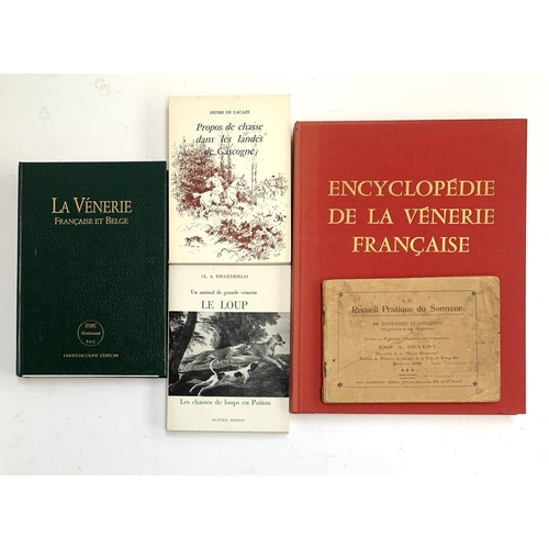 211 - Five French books on the subject of hunting, comprising Encyclopédie de la vénerie française (Olivie... 