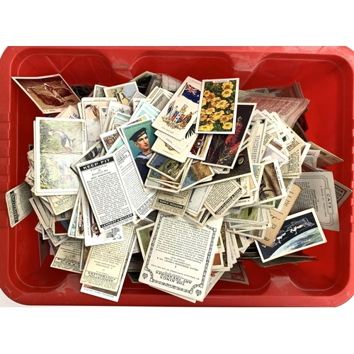 403 - Approx. 2kg of mixed cigarette, tea and trade cards to include Dandy Gum, Barratt, Gallaher, Churchm... 