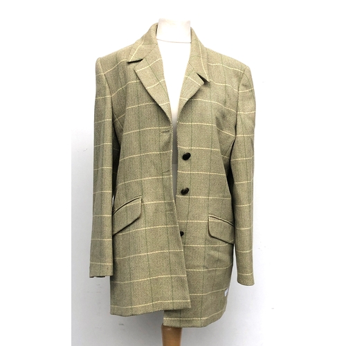 997 - A Viyella ladies tweed jacket, size 12