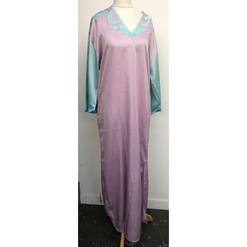 755 - A Bill Tice kaftan, together with two cotton kaftans, one long sleeved (3)