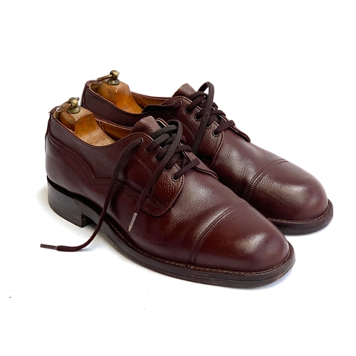 797 - A pair of Cheaney 'Cardigan' veldtschoen shoes, size 10, with wooden trees