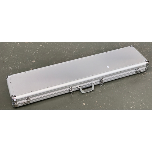 350 - An aluminium flight case for sporting guns, 135x34x15cm