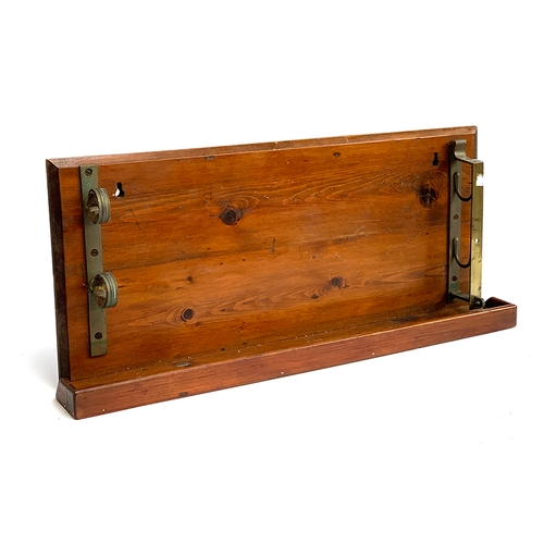 327 - A 19th century shotgun rack, for two guns, with lockable mechanism, 80cm wide