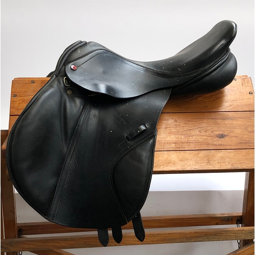 191 - An Albion general purpose saddle, 16.75