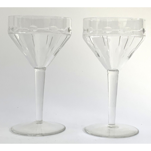 60 - A pair of Art Deco martini glasses, 16.5cmH