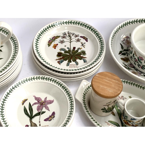 86 - A quantity of Portmeirion Botanic Garden, approx. 40 pieces, to include teapot, dinner plates, side ... 