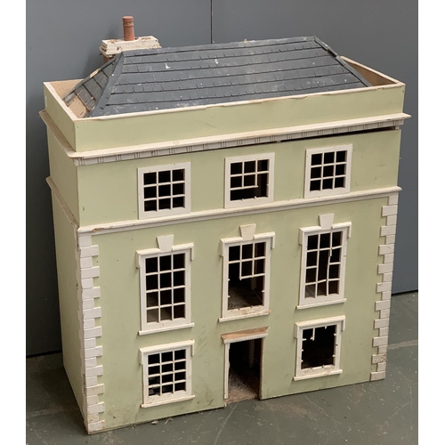 985 - A green three storey dolls house of 6 rooms, in need of restoration, approx. 79x33x89cmH